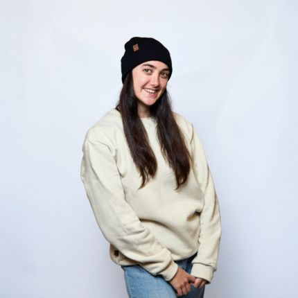 BUZO FRIZA PESADO LISO CUELLO REDONDO BEIGE