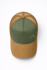 GORRA TRUCKER PREMIUM CUSTOMIZADA BORDADA BEIGE VERDE MARRON - Imagen 2