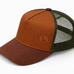 GORRA TRUCKER PREMIUM CUSTOMIZADA BORDADA CAFE MARRON VERDE