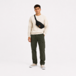 BUZO BASICO + PANTALON CARGO DE GABARDINA + RIÑONERA